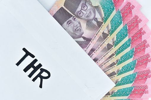 Pajak THR dan bonus: apakah kena pajak dan bagaimana perhitungannya