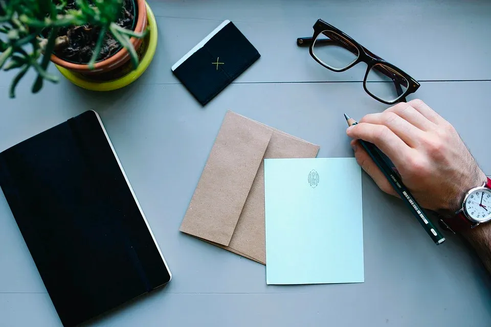 Writing a Resignation Letter the Right Way to Avoid Burning Bridges