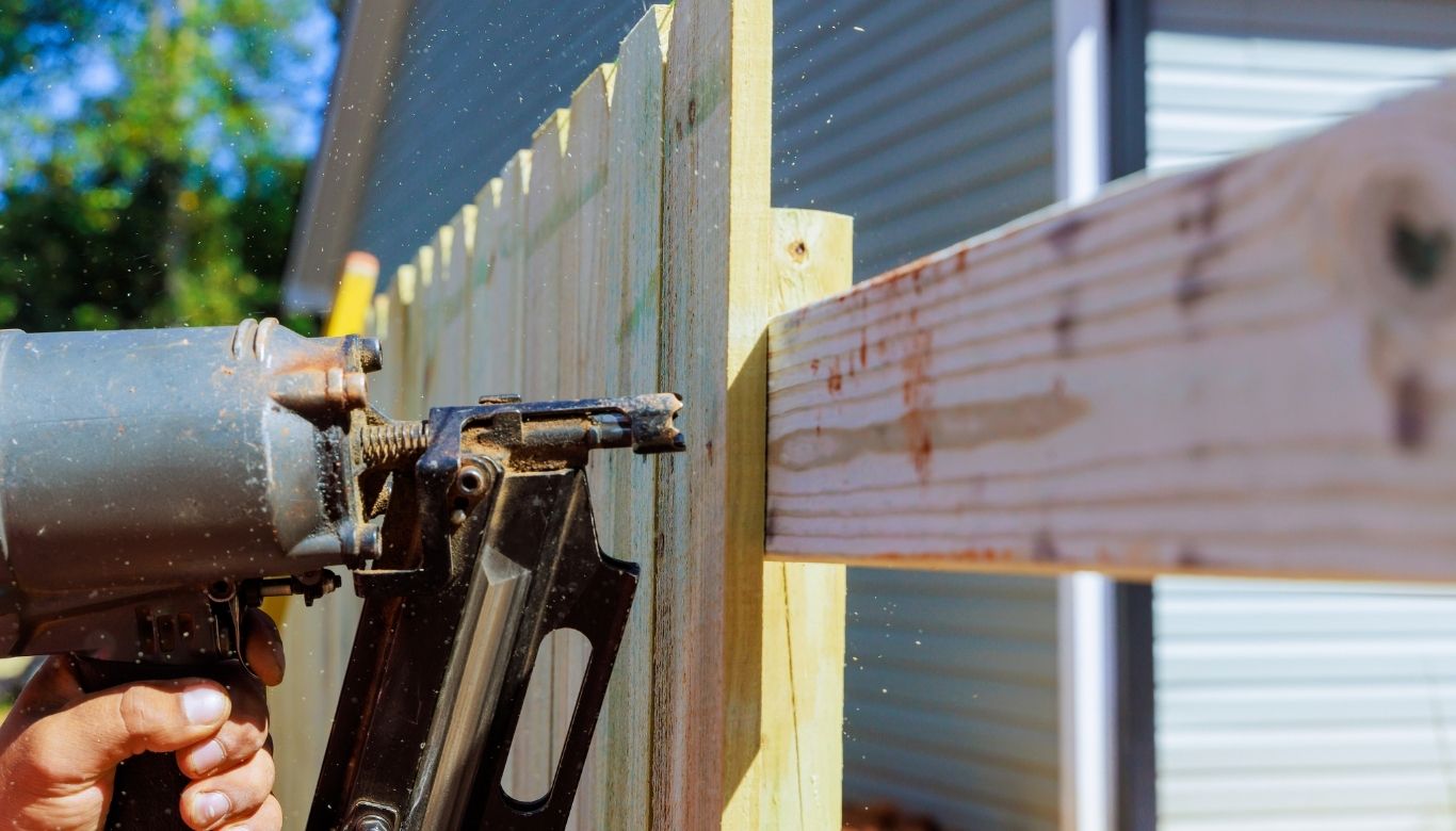 best nails for fence pickets