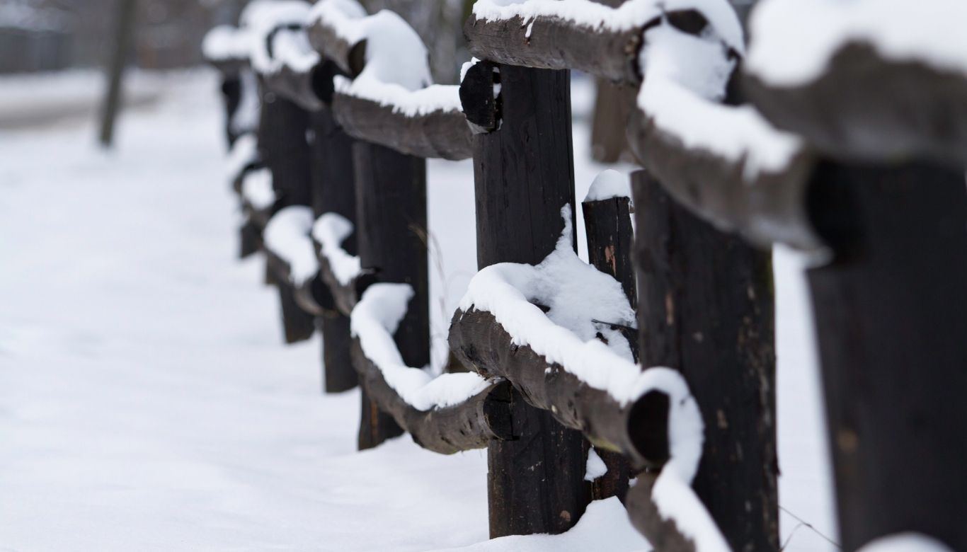 can you install a fence in the winter