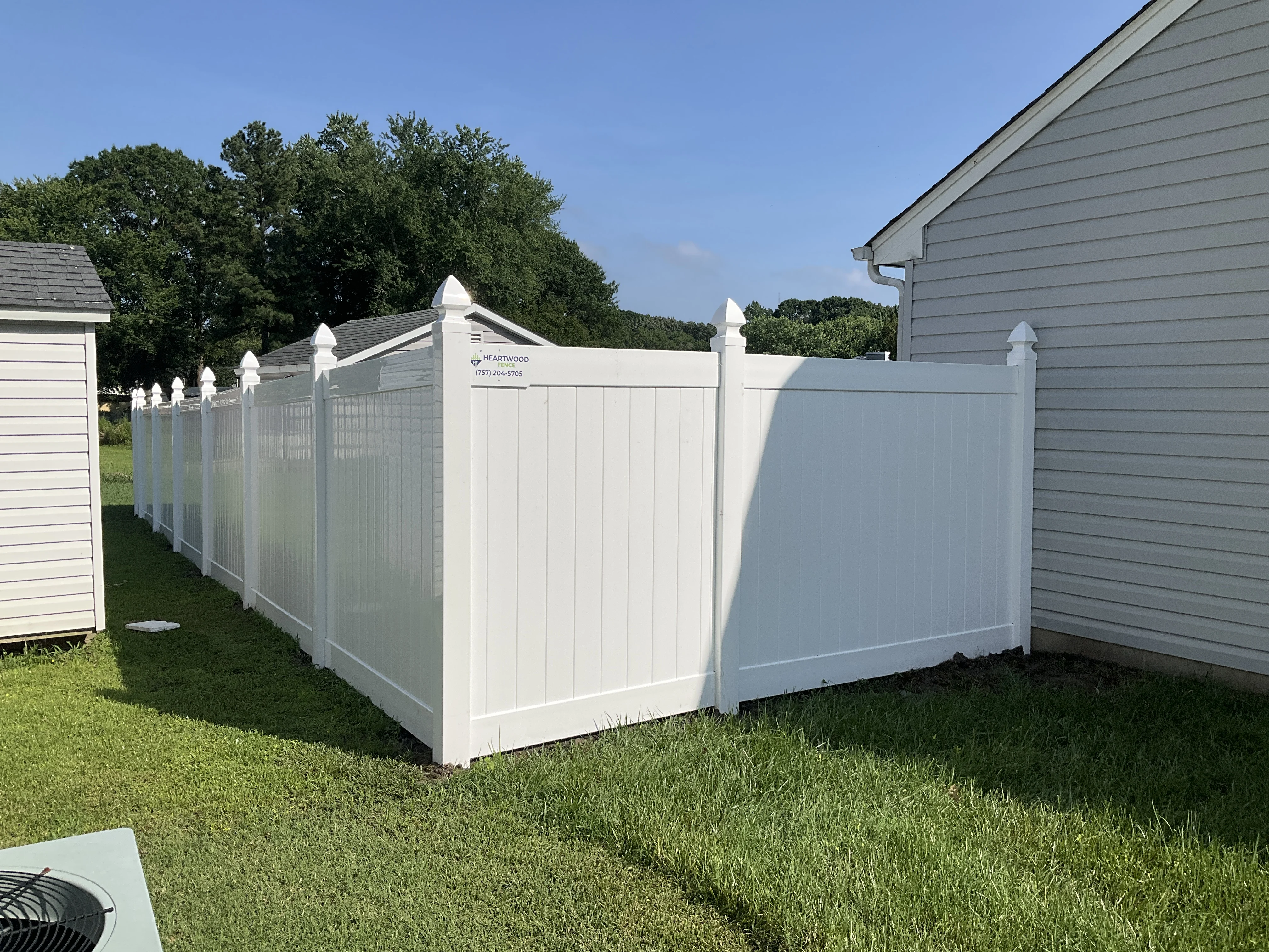 how to choose a fence contractor​