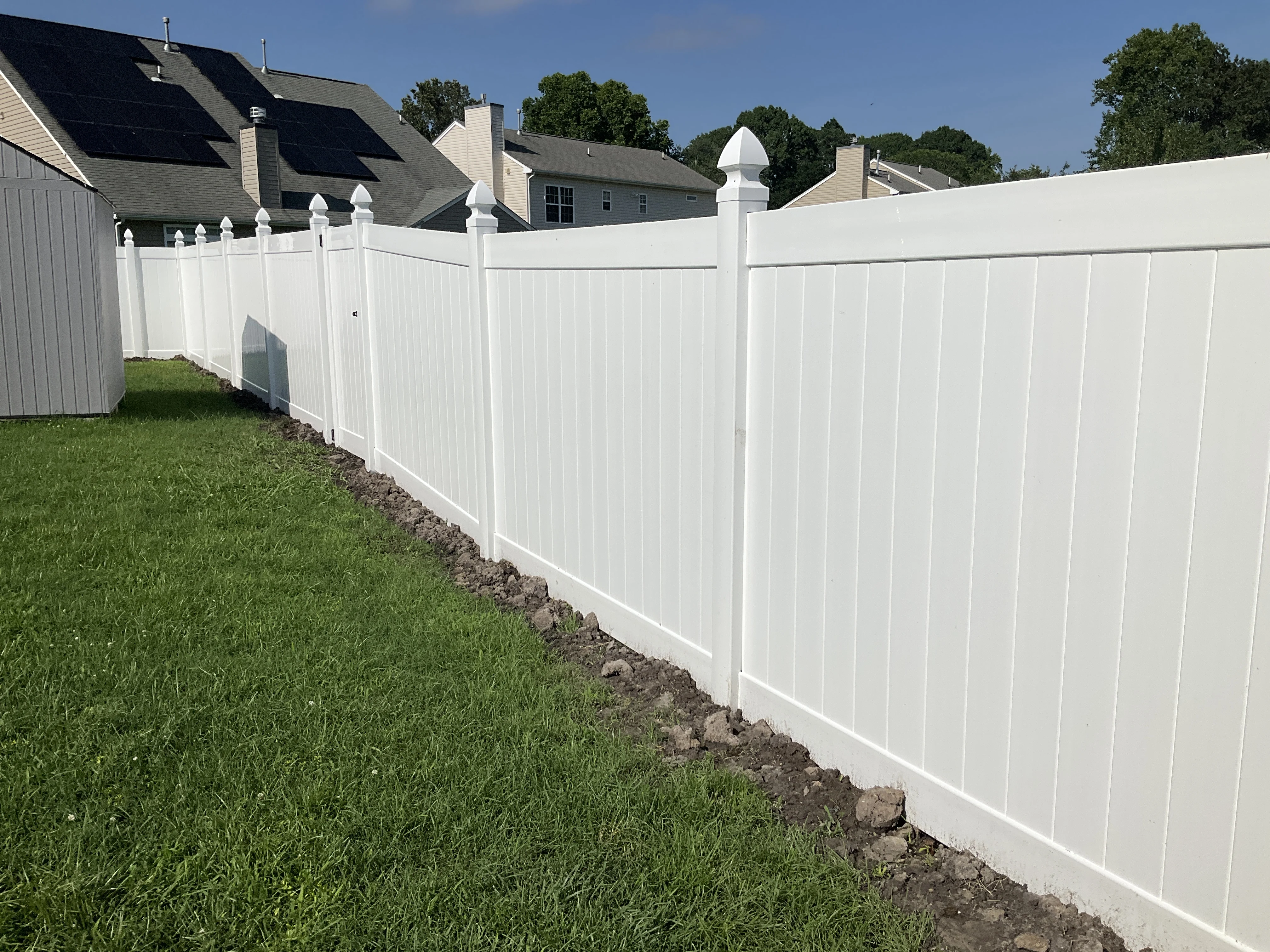 spring fence installation​
