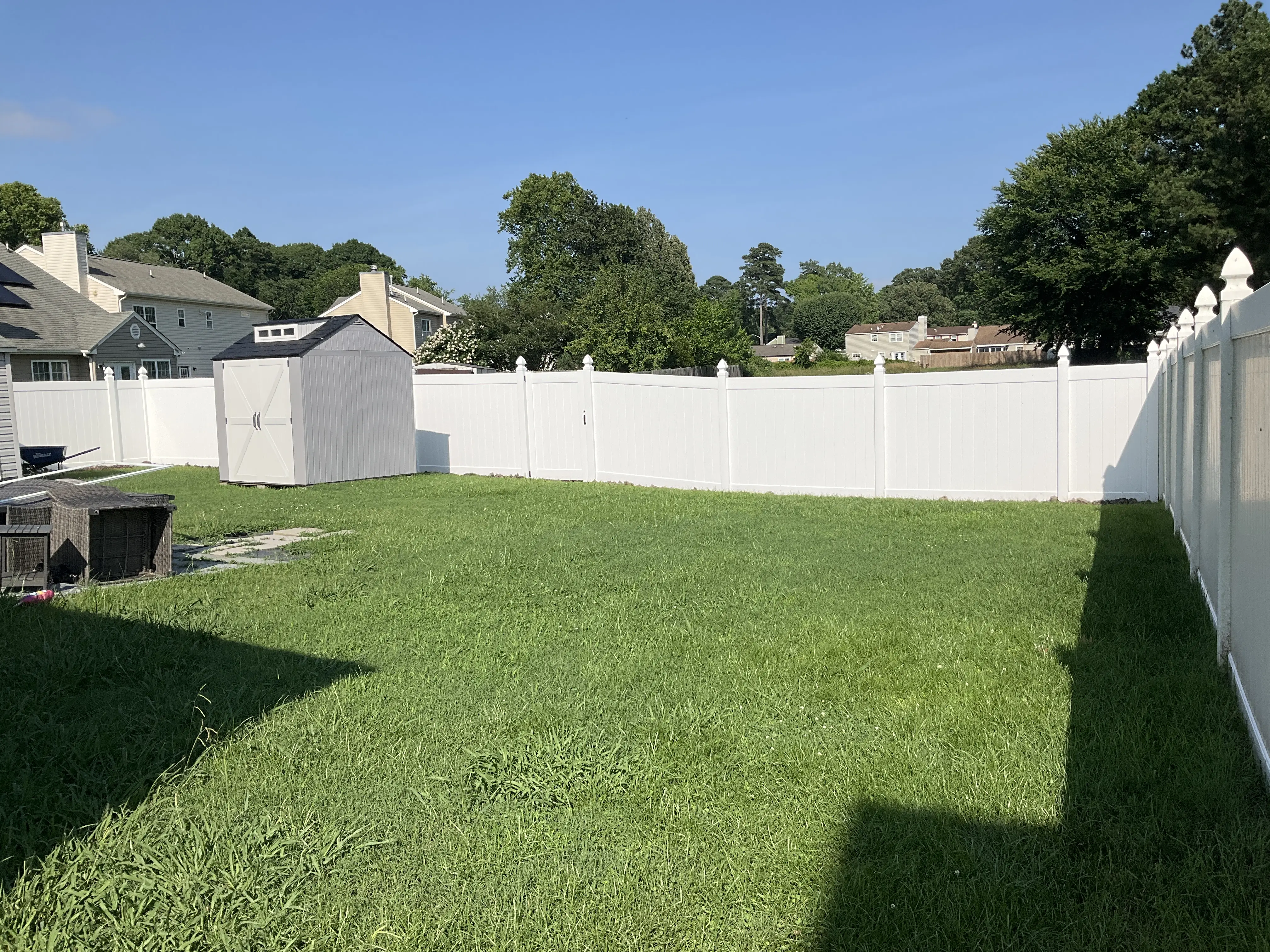 spring fence installation​