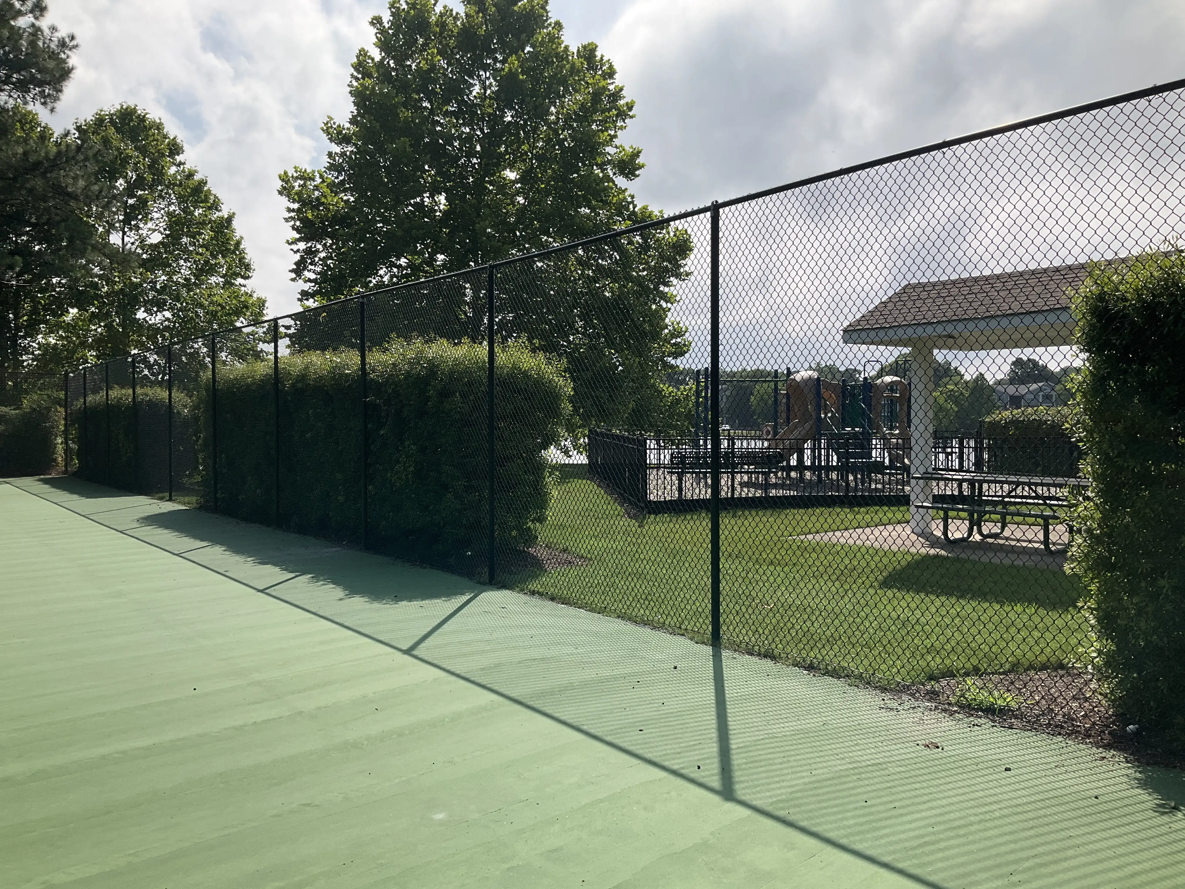 spring fence installation​