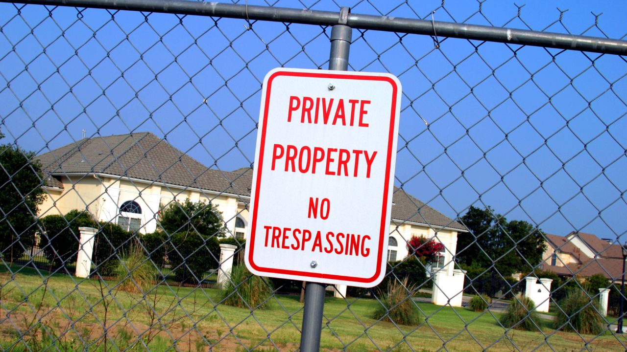fence property line rules