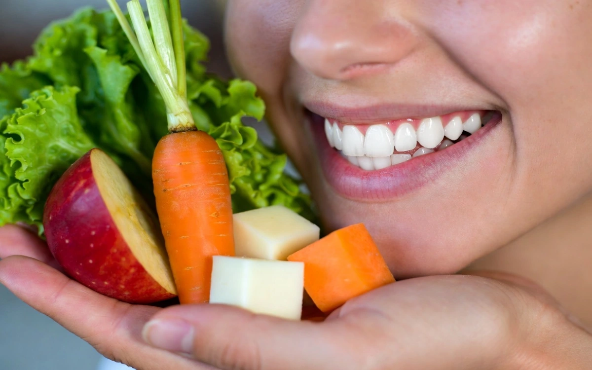Stop enamel erosion and gum disease with the right diet. Explore the best crunchy fruits, dairy, and nutrients for a stronger, healthier smile today.
