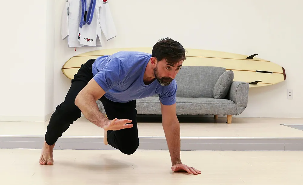 Un monsieur en équilibre