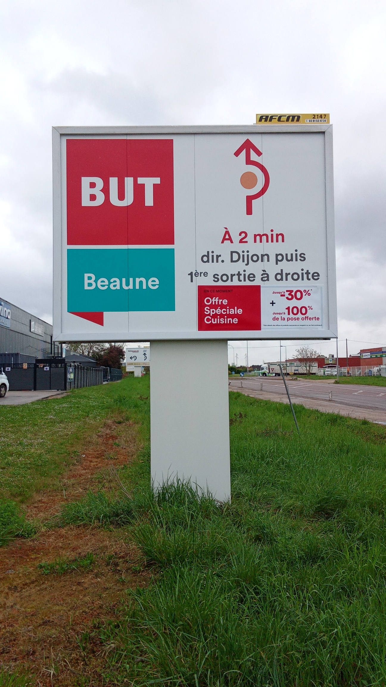 Red Porsche moving fast