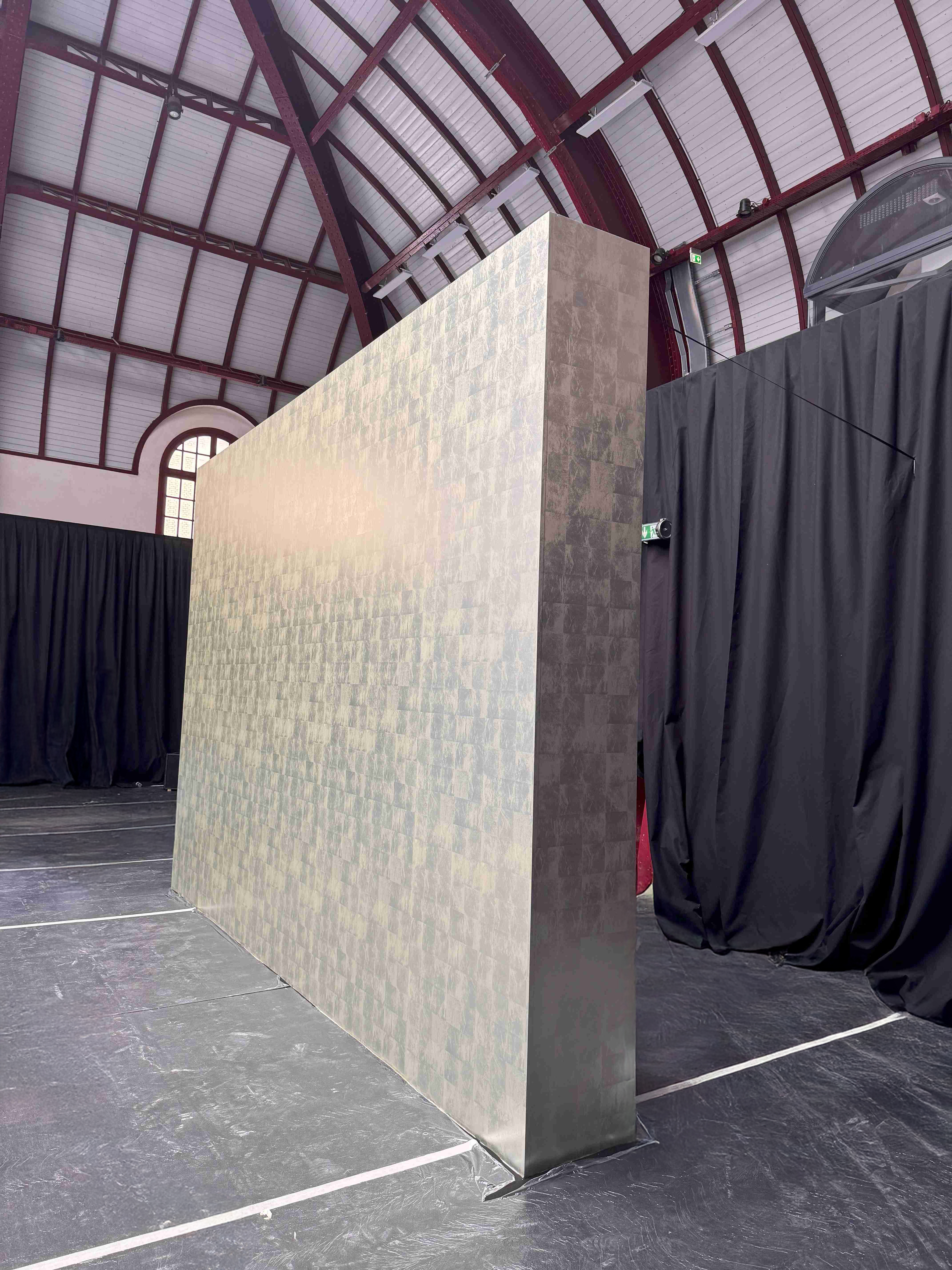 Red Porsche moving fast