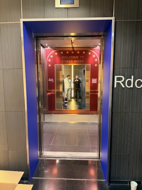 Porsche model GT3 letters on seat vabric