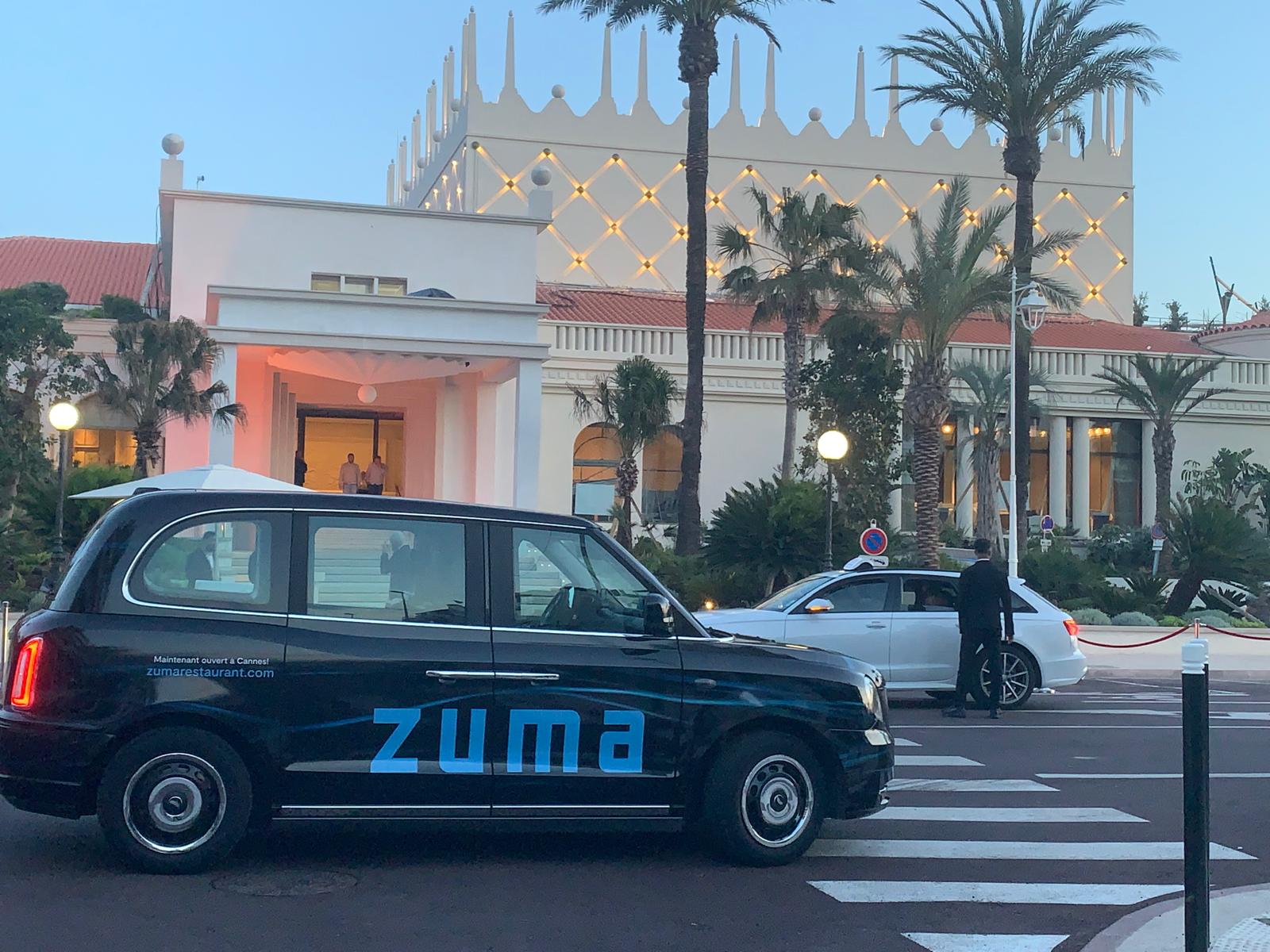 Porsche model GT3 letters on seat vabric