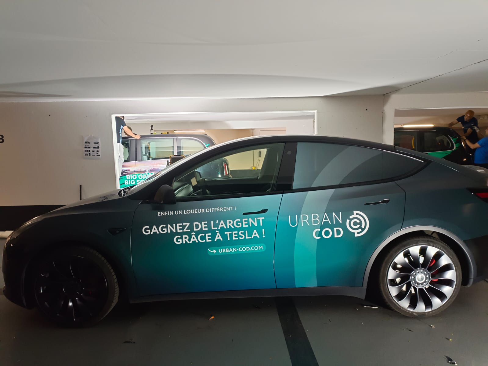 Red Porsche moving fast