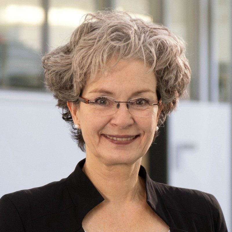 Porträtfoto von Cornelia Vonhof, Professorin an der Hochschule der Medien.