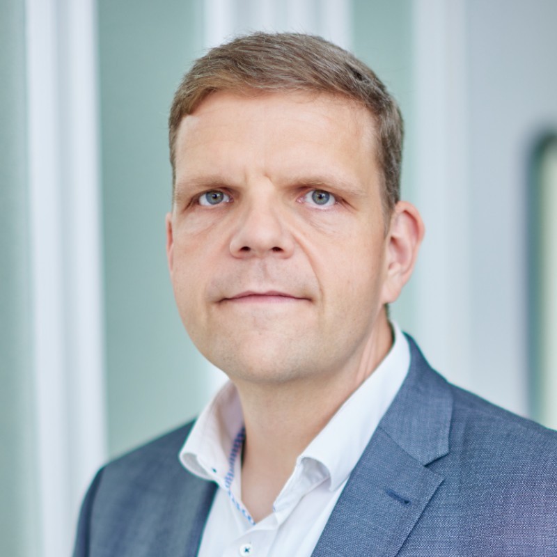 Porträtfoto von Tobias Dworschak, Geschäftsführer.