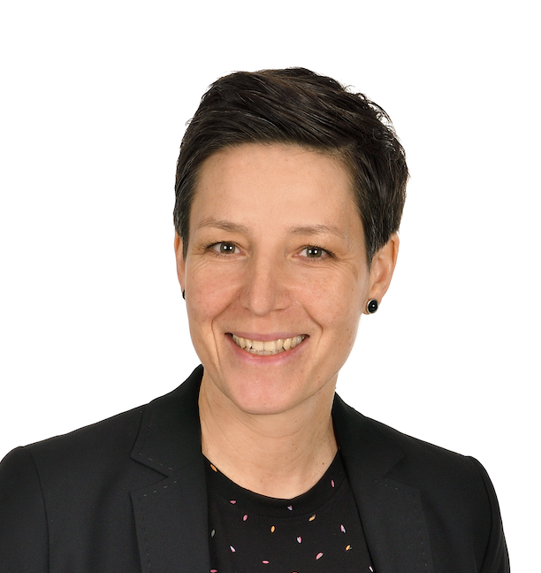 Porträtfoto von Tanja Jung, Selbstständig Gestaltende Beratung und Kommunikationsgestaltung.