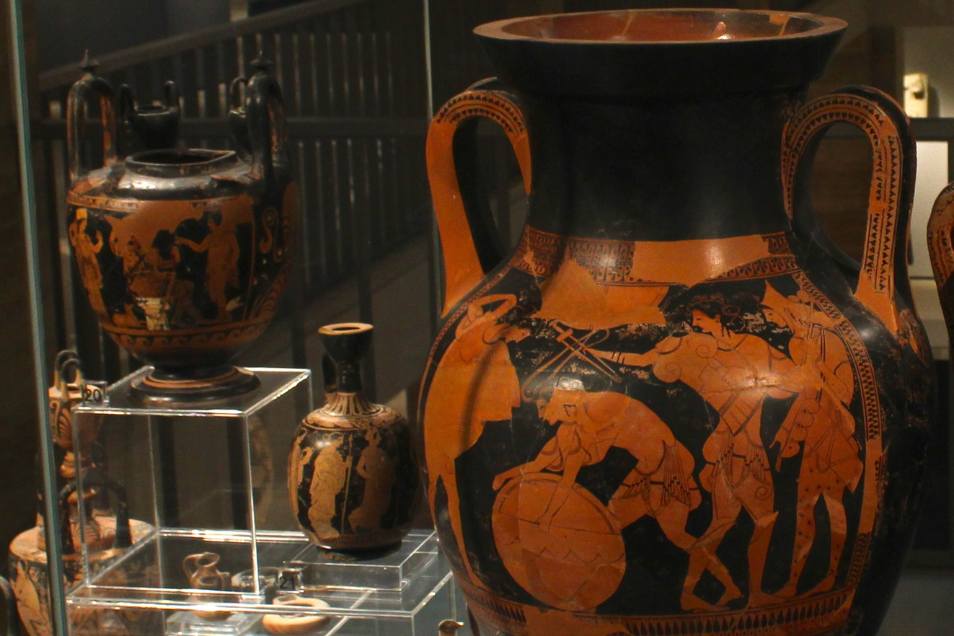 Trattamento viso in cabina con luci soffuse e aromaterapia