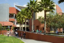 Howl2GO at California State University