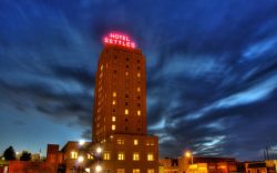 Howl2GO at Hotel Settles