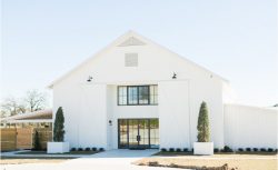 Howl2GO at The Farmhouse