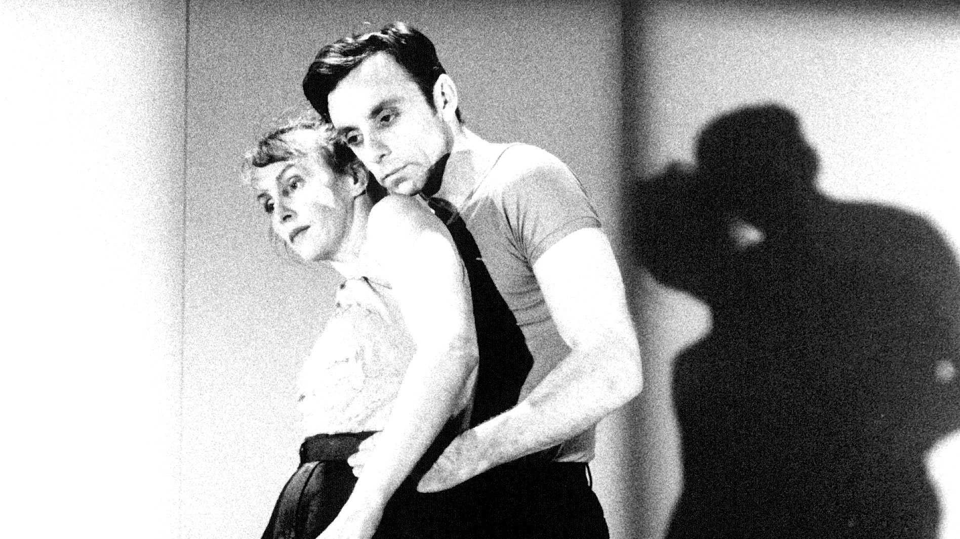 Les chorégraphes Louise Bédard et Sylvain Émard interprétant Te souvient-il ?