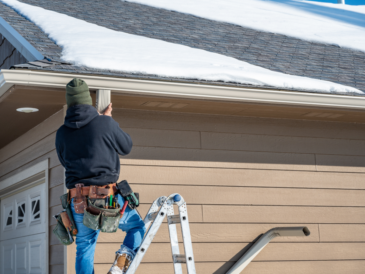 Why Your Eavestroughs Are Overflowing (And How to Fix It)