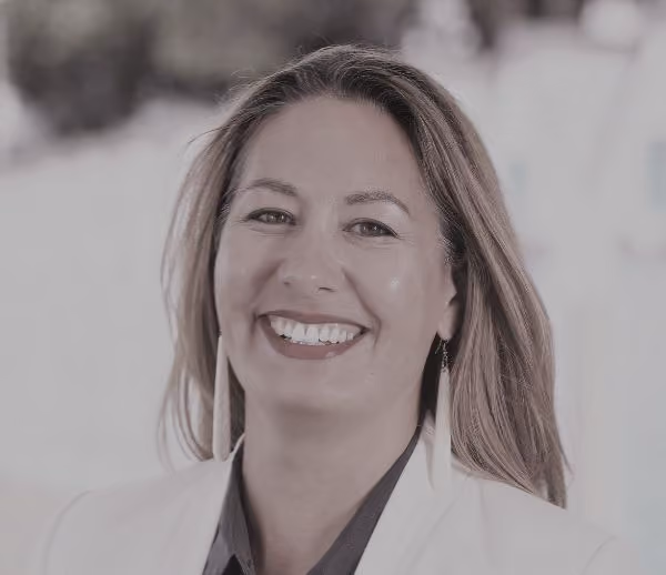 Dr Sina Cotter Tait