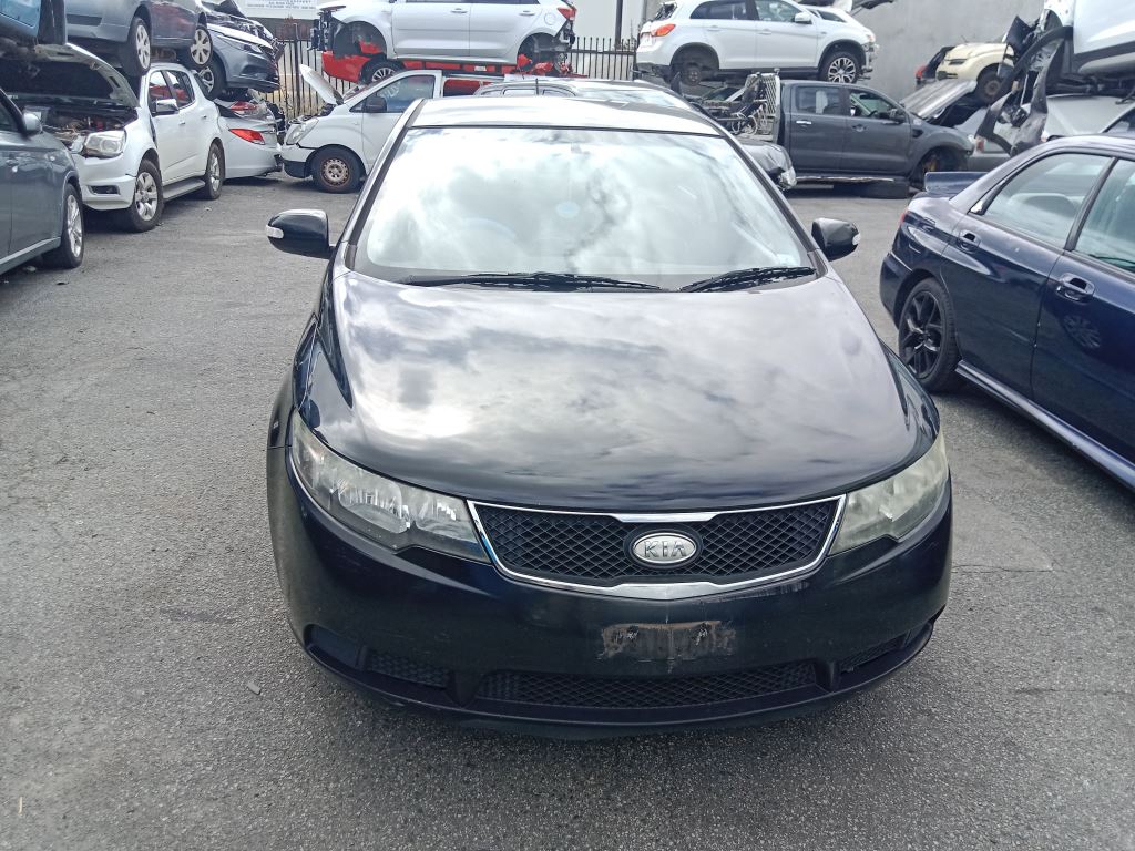 2010 Kia Cerato Black