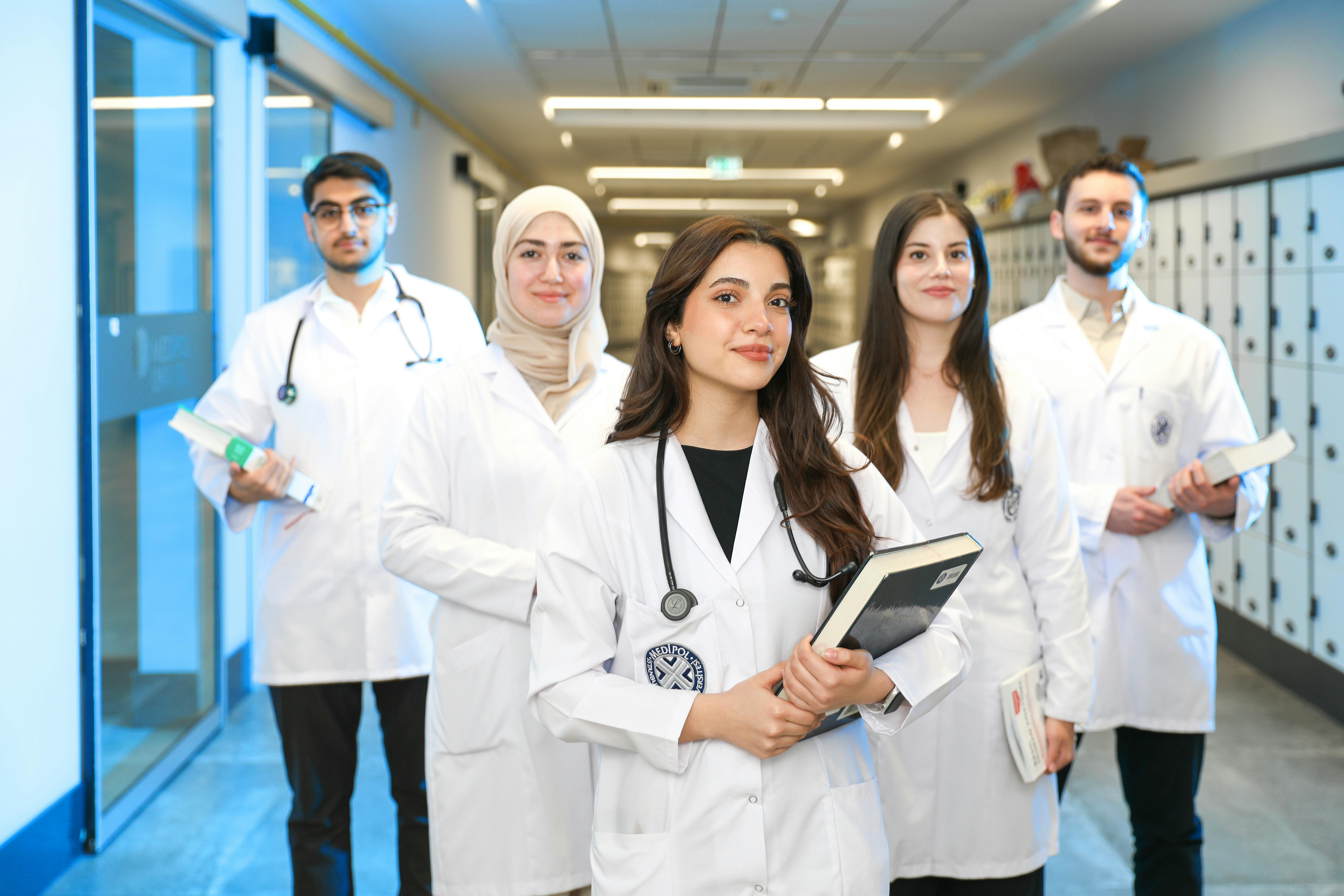 Clinics & Specialist Practices