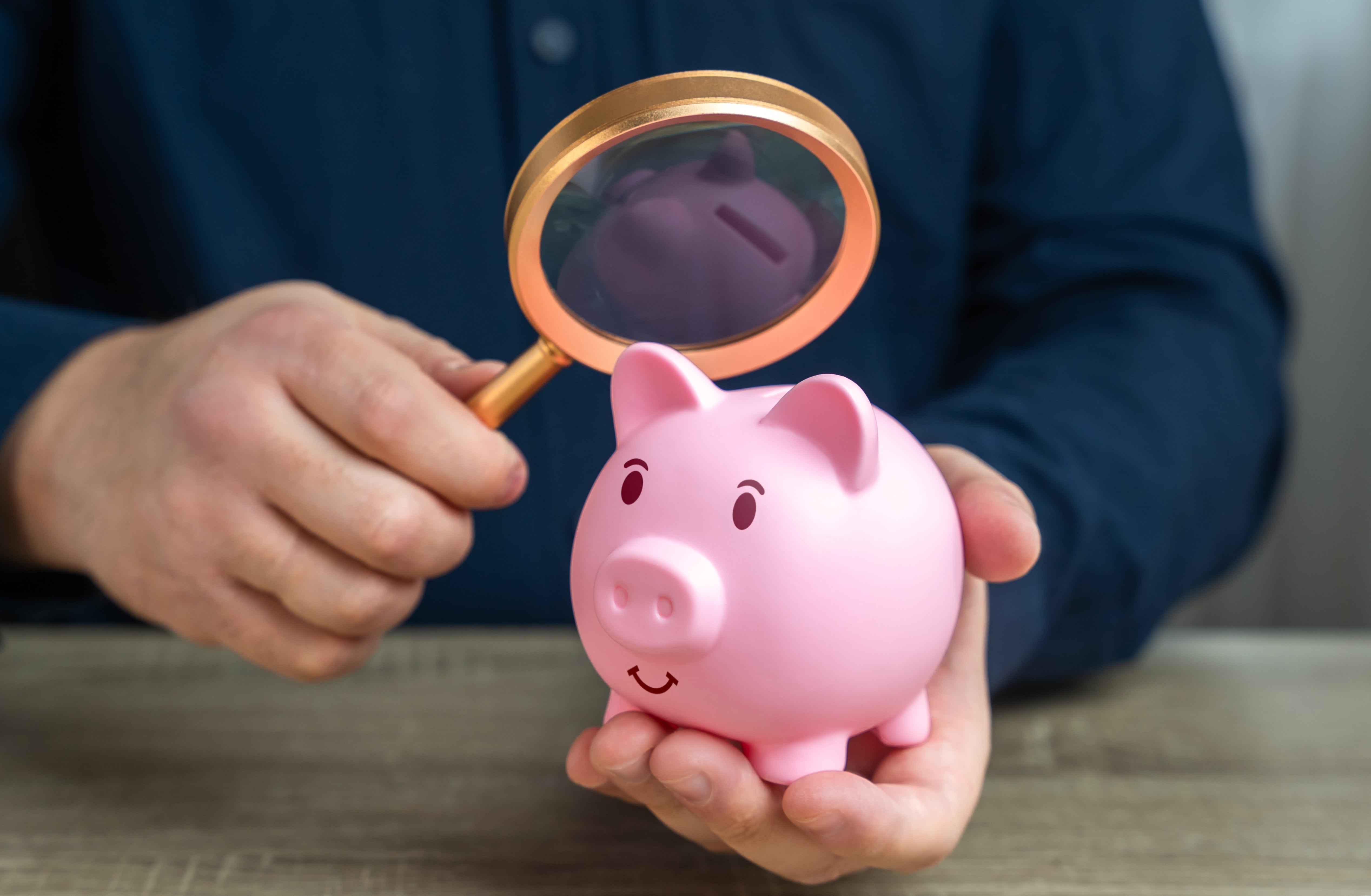 AML Risk Assessment: Spot and Reduce Financial Crime Risks