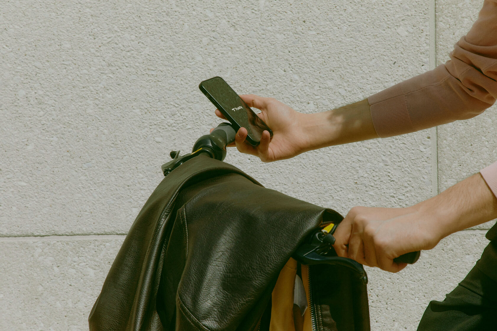 Exclusive UK consumer research uncovers 3 opportunities for telcos in modern A2A