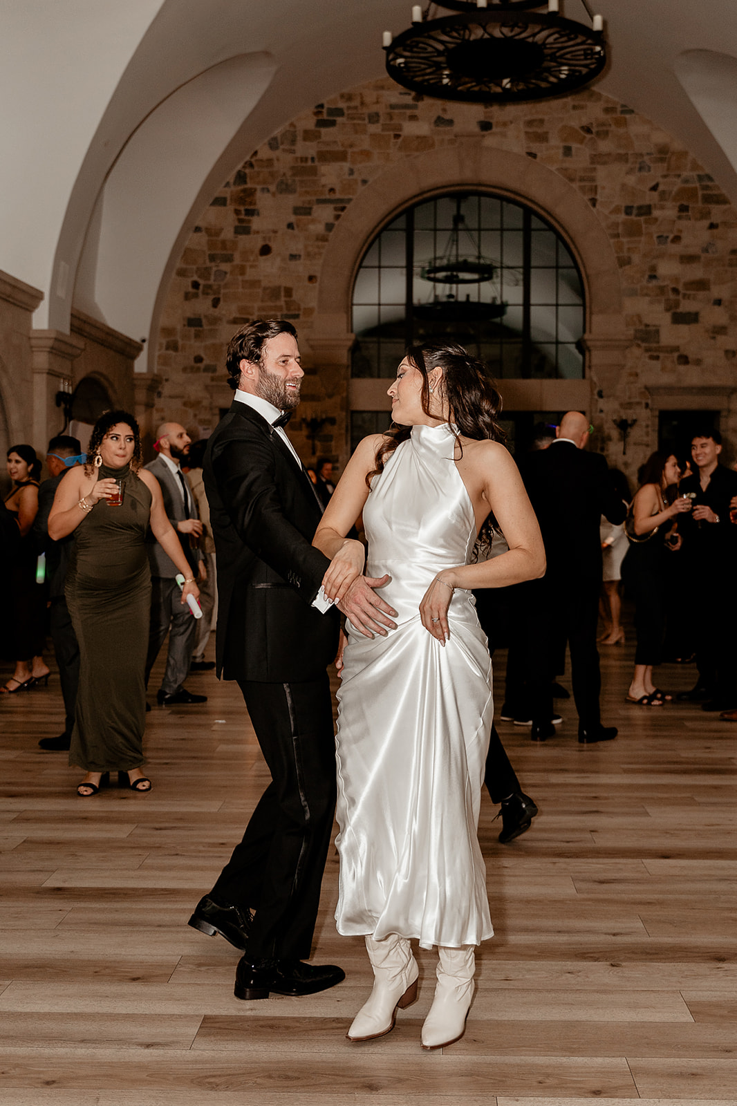 monserate winery wedding photos