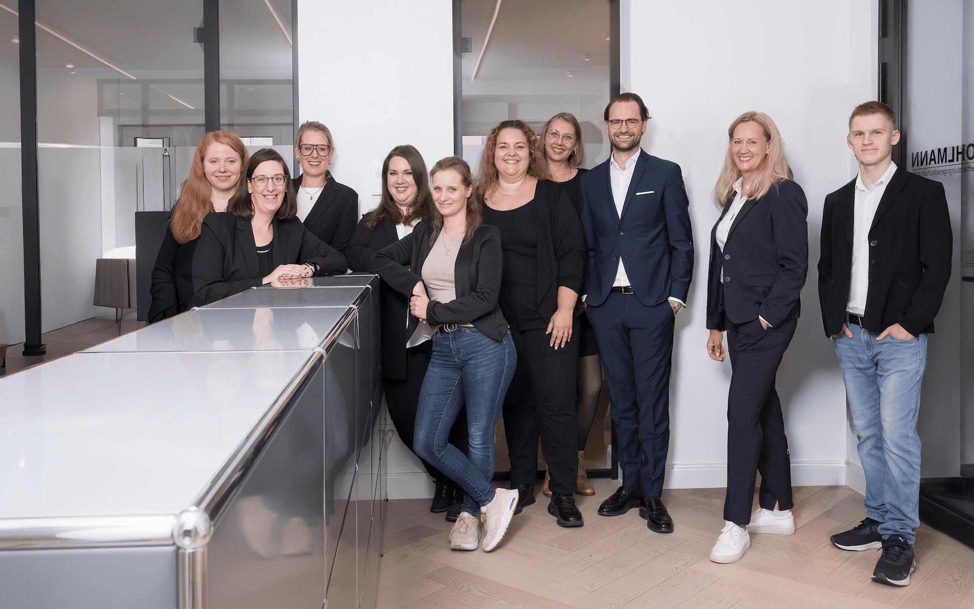 Nyris team dancing in the kitchen at Berlin office.