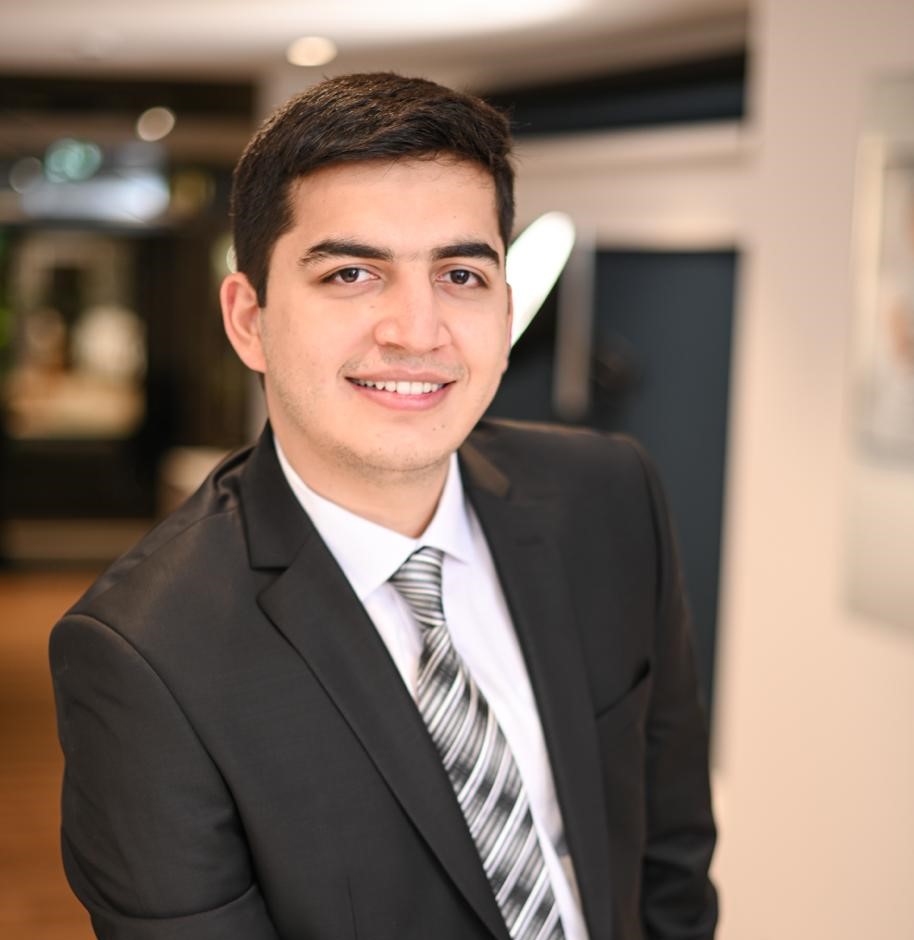 Porträt von Akhmadshokh Sharifov