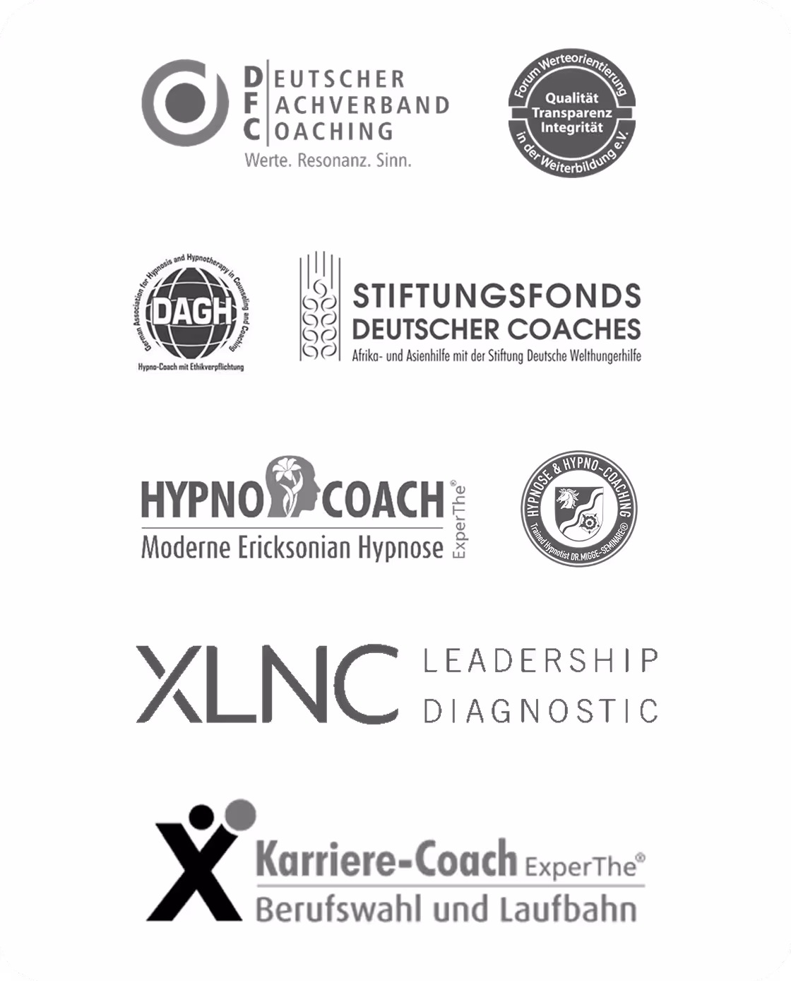Collage verschiedener Coaching-Zertifikate und Logos von Mentor, Life & Business Coach Gregor Wojtowicz, darunter der Deutsche Coaching Verband, Stiftungsfonds Deutsche Coaches, HypnoCoach, XLNC Leadership und Karriere-Coach Logos