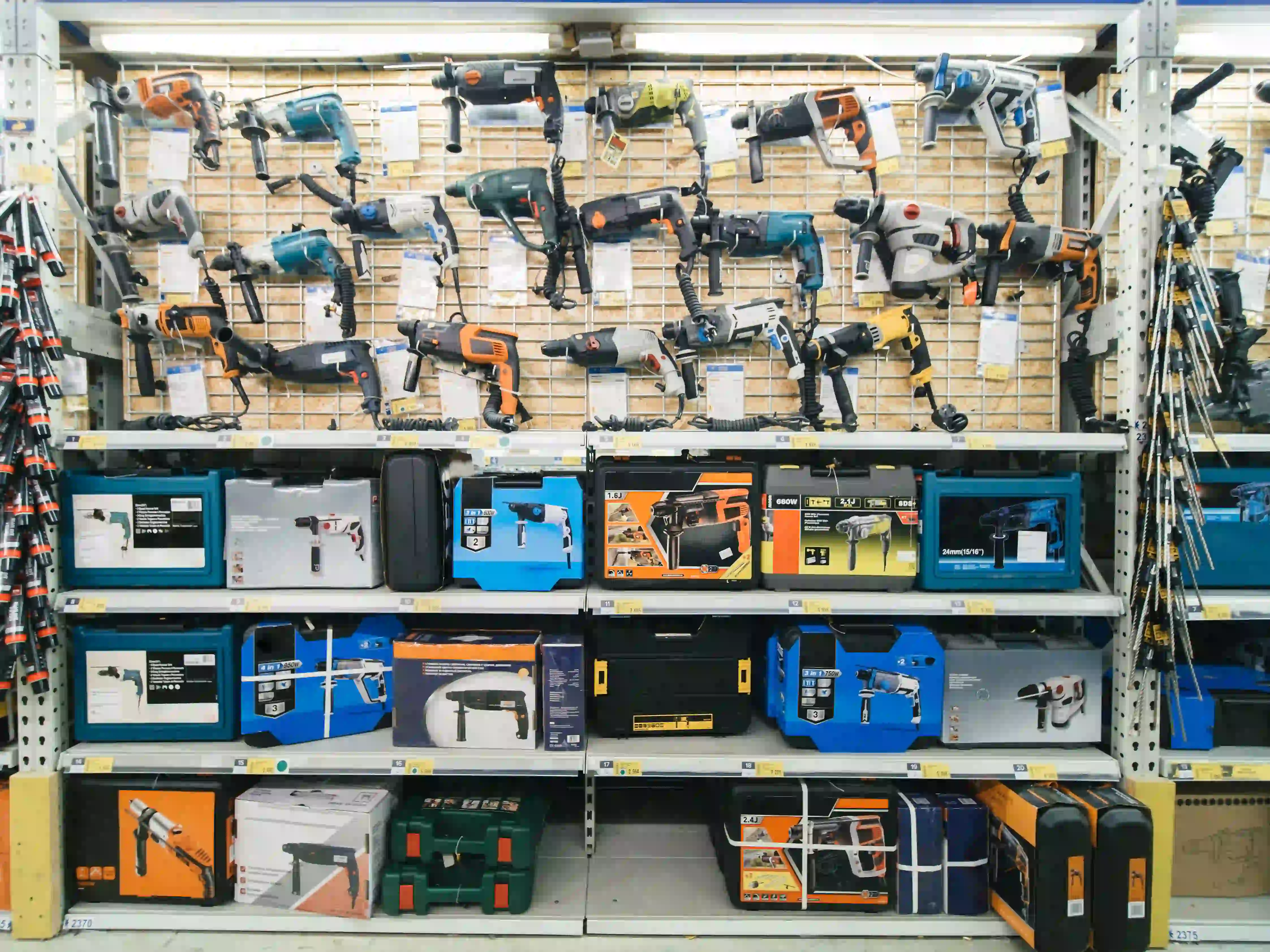drill display wall and shelves in warehouse store