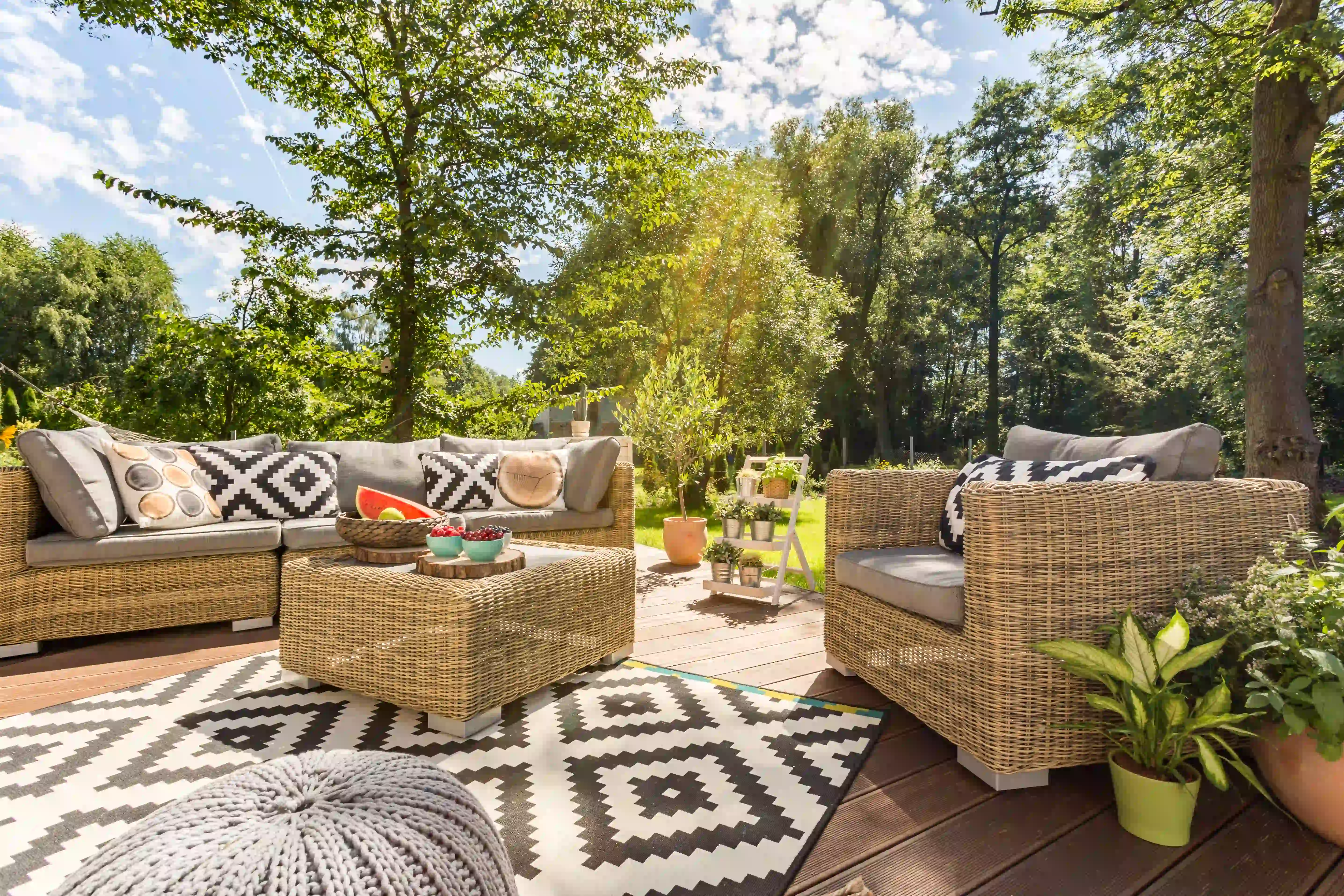 patio furniture in backyard patio