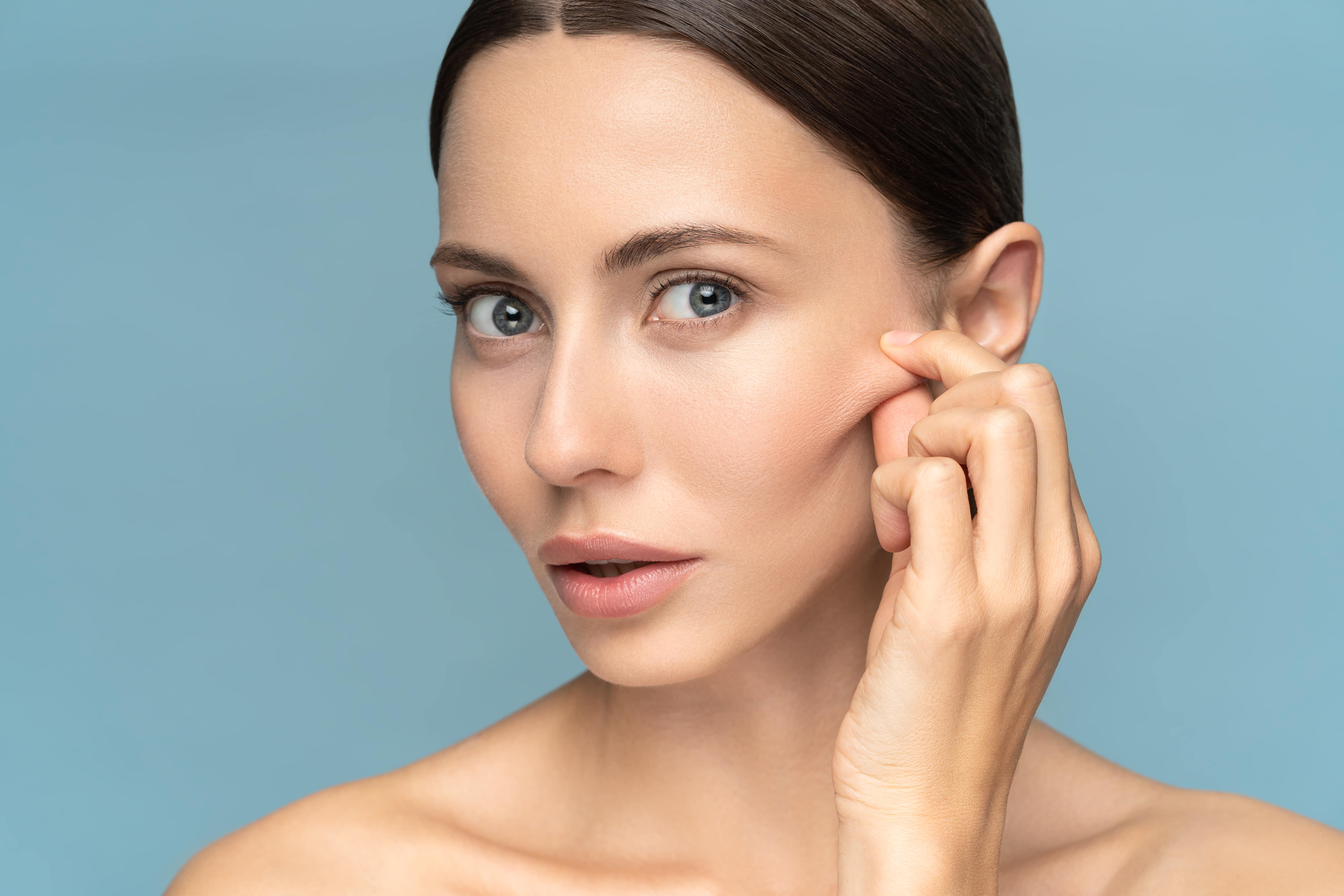 Loose skin that may benefit from skin tightening or body contouring