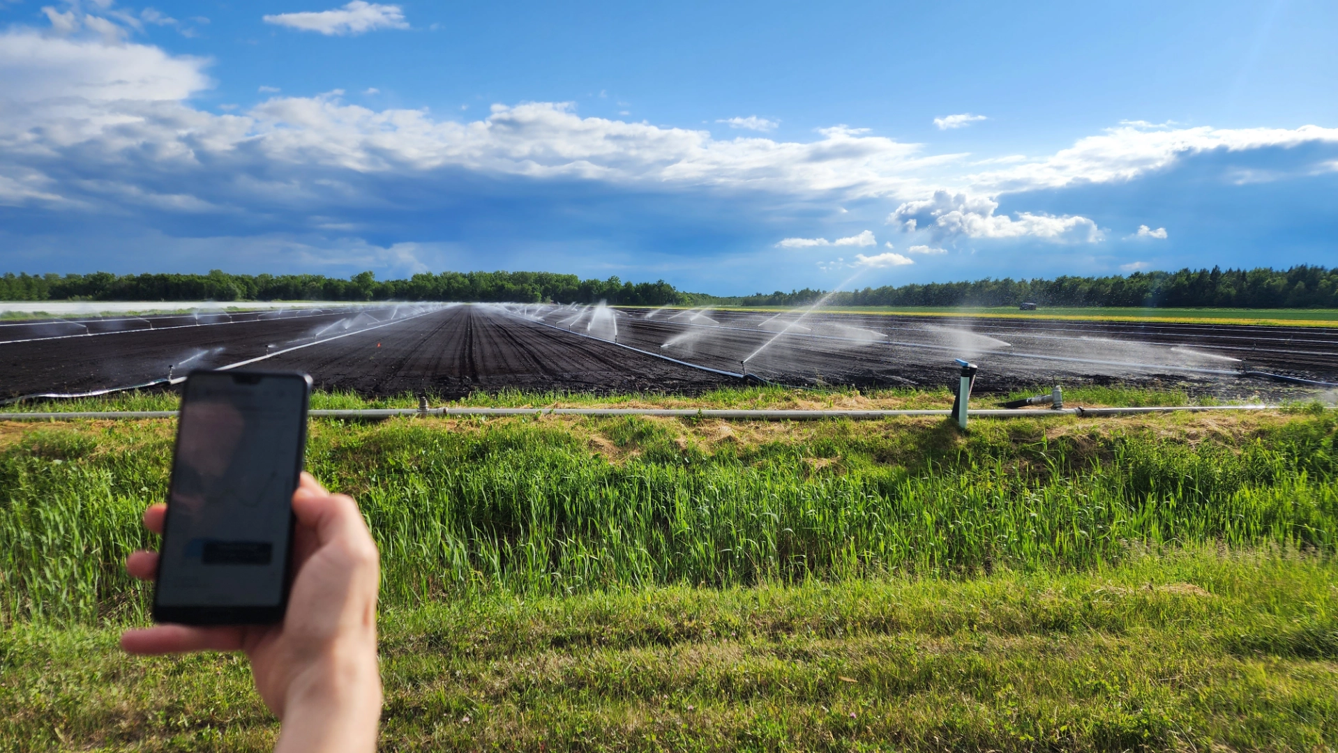 Irrigation d'un champ avec cellulaire