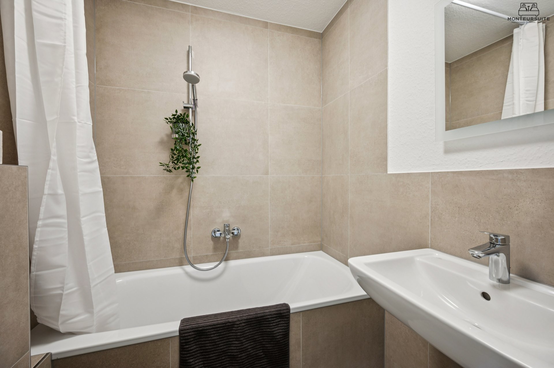 MS Düren 20 – Bad mit Badewanne