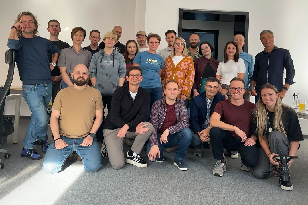 xfive team in a group photo