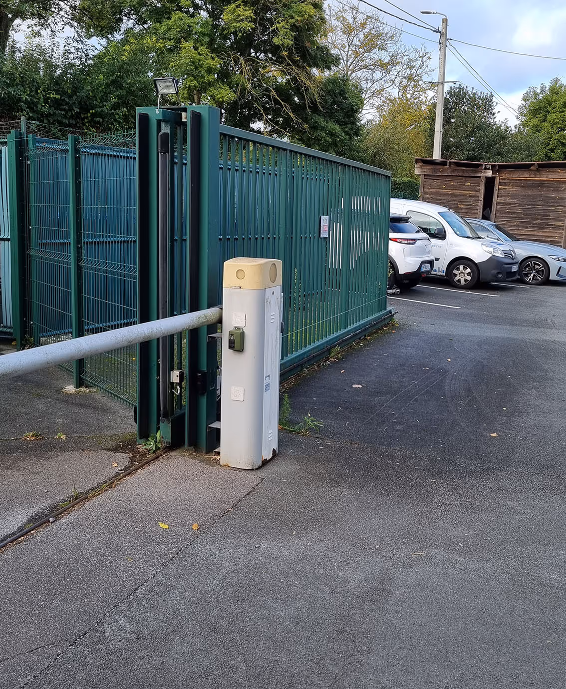 Compteur de passages voitures parking entreprise