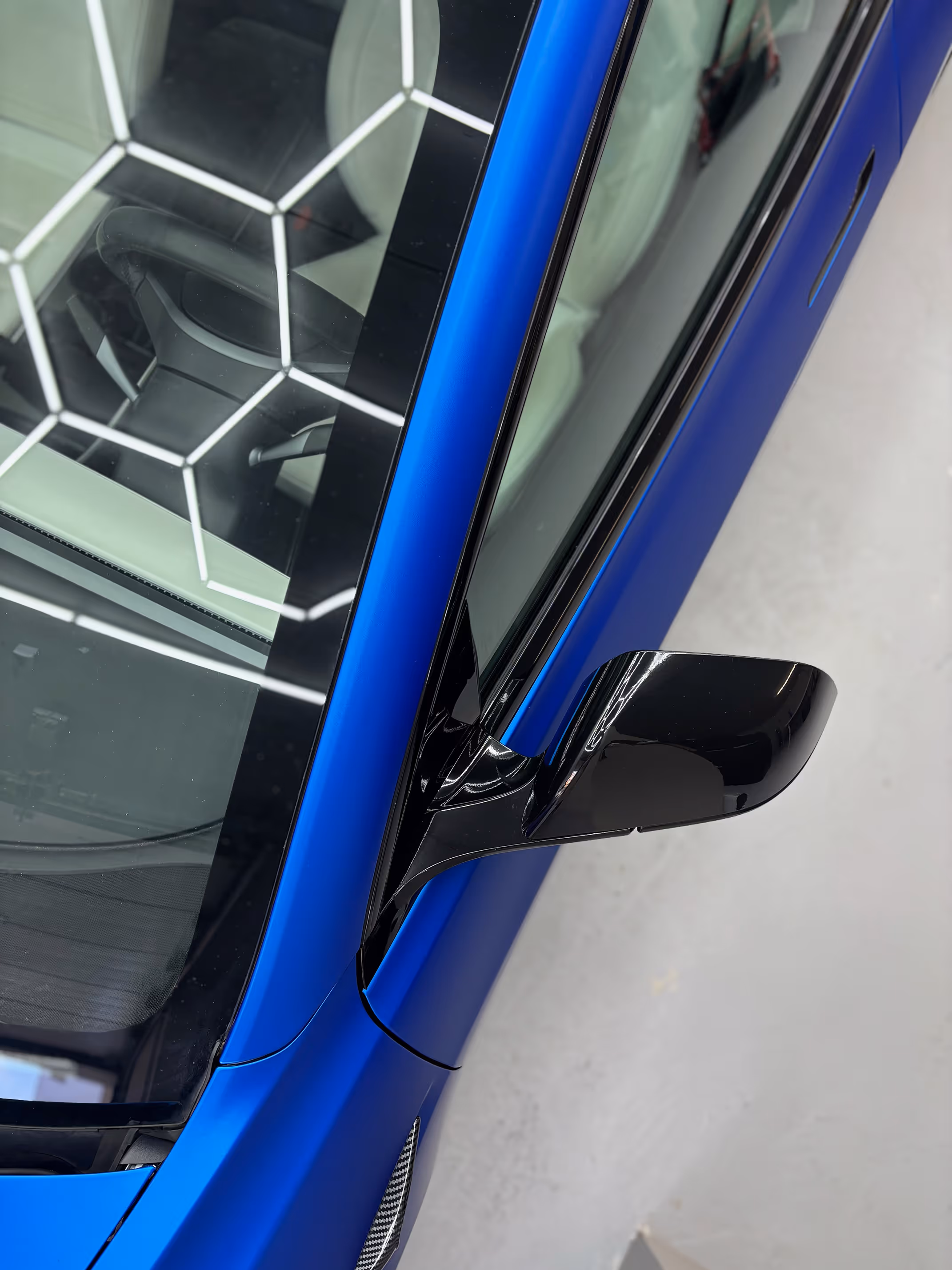 Tesla wrappen blauw