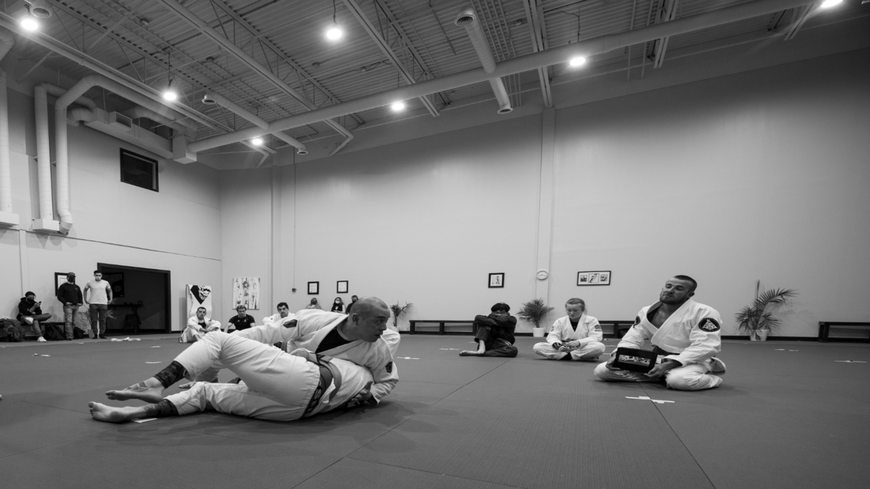 Two Adults doing brazilian jiu jitsu