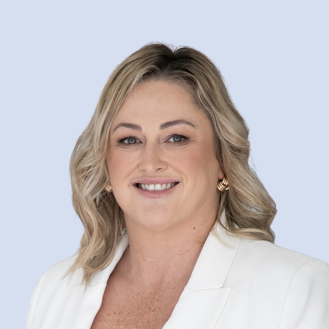 Dr Kelly Needham