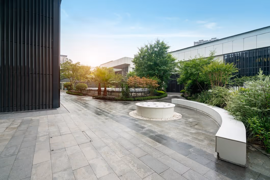 Drainage Solutions for Commercial Hardscaping in Orlando