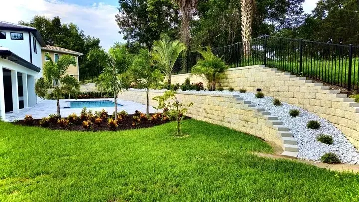 Retaining Wall Contractors in Oviedo, FL