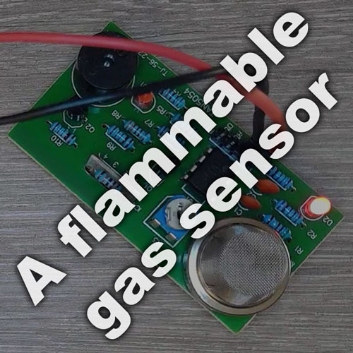 How does a flammable gas sensor work?
