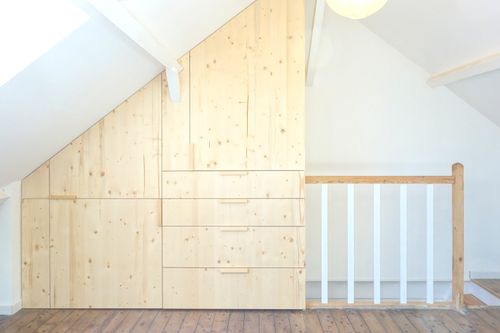 La photo d'un meuble sur-mesure.