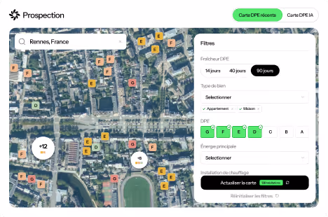 Carte interactive de Rennes, France, affichant des catégories de performance énergétique des bâtiments avec filtres pour période, type de bien, DPE et énergie principale à droite.