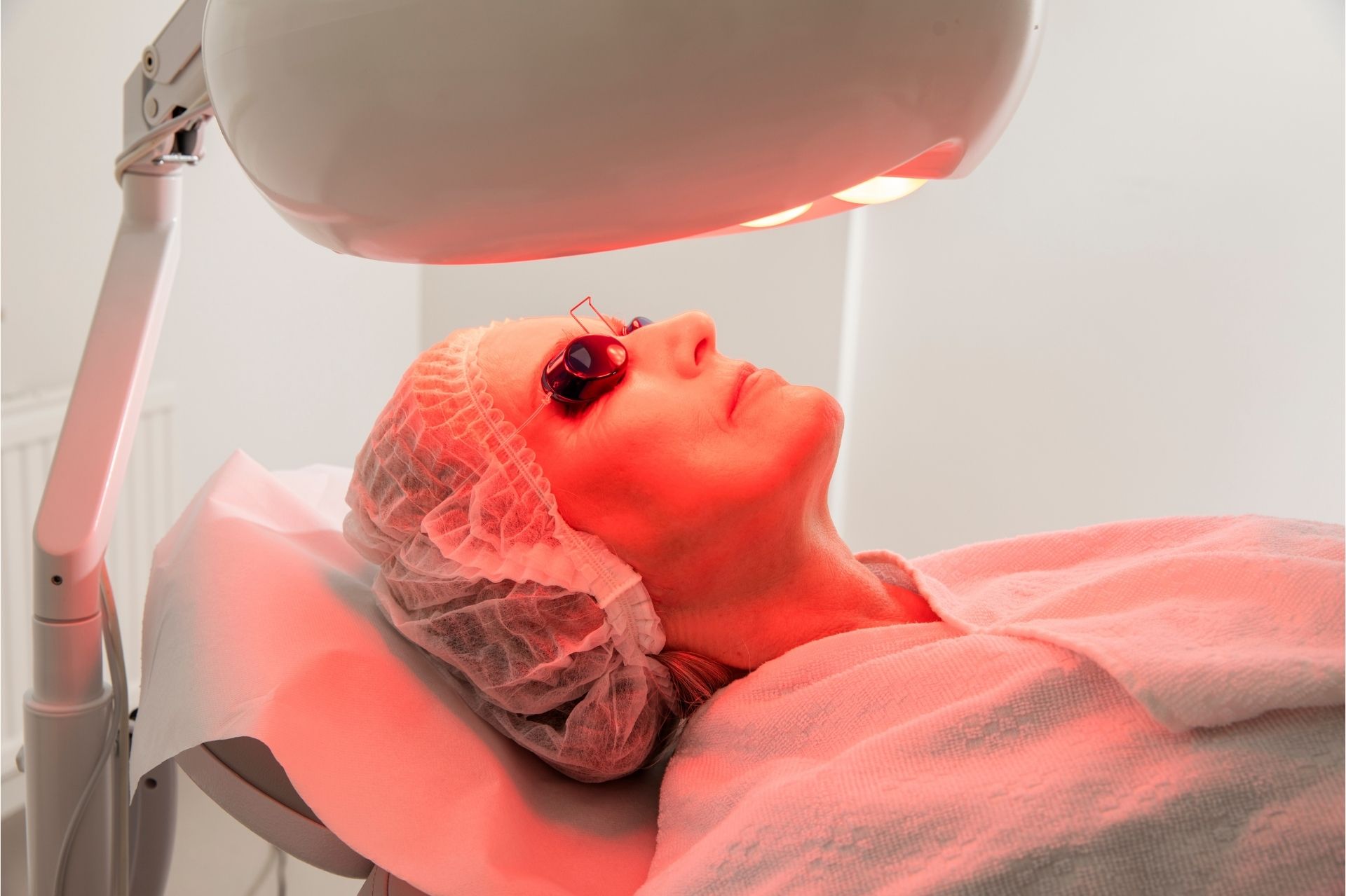 Cliënt bij Laserkliniek Zwolle, nabij Hierden, voor een professionele laserbehandeling.
